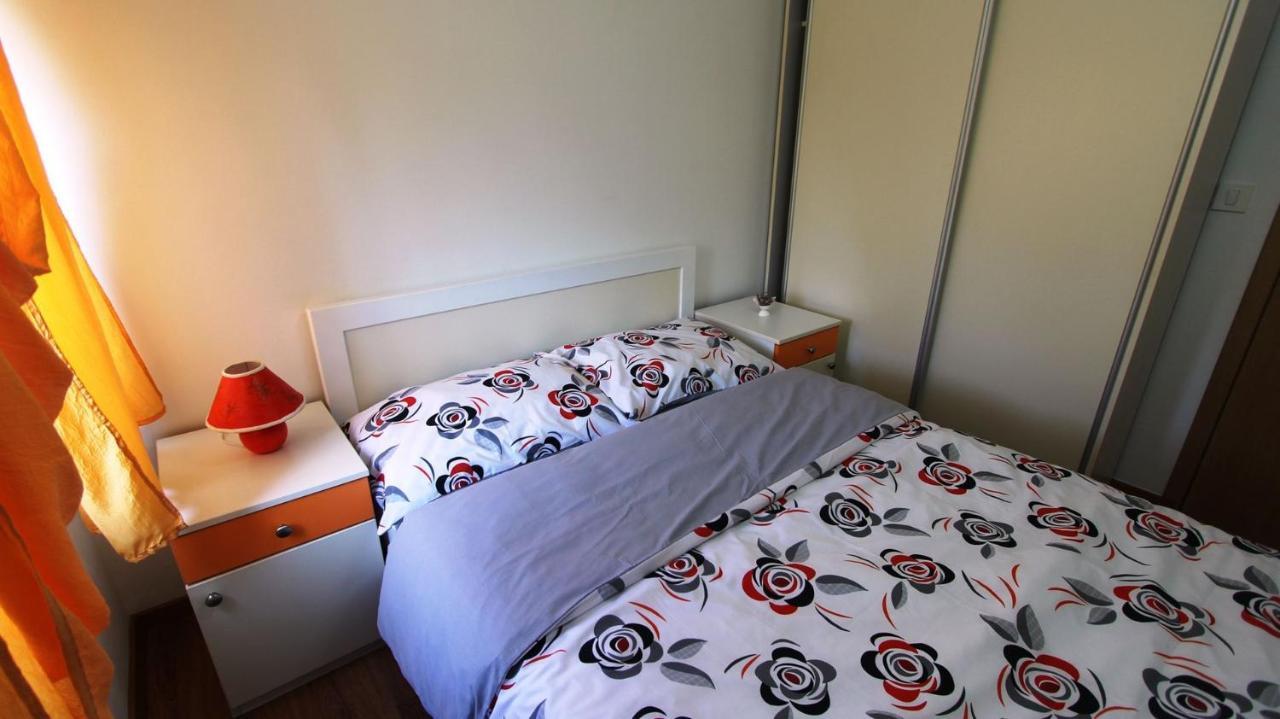 מאלינסקה Apartments Tomislav מראה חיצוני תמונה